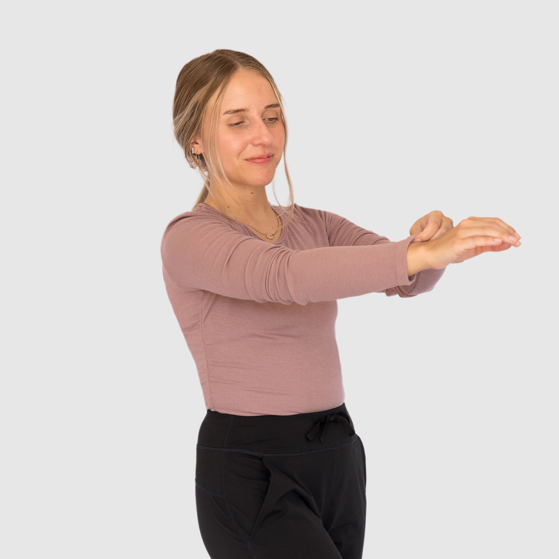 AeroKnit Seamless Underscrub — lifestyle view