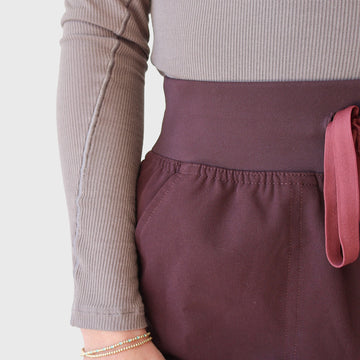 AeroKnit 2.0 in Taupe, close-up of the ribbed sleeve